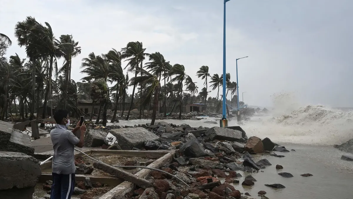 Cyclone Shakti in Arabian Sea Becomes Severe: Fishermen Warned, Gujarat Not in Major Danger